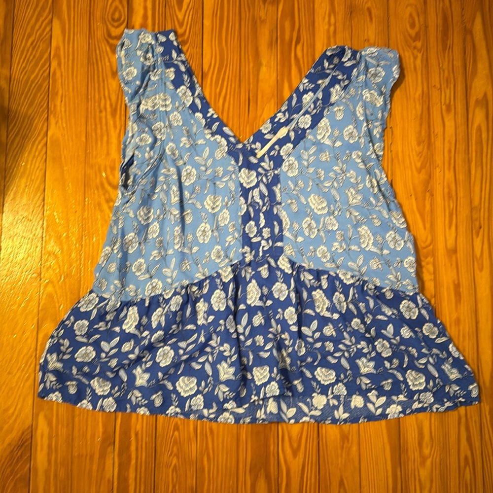 Women’s Loft Blouse